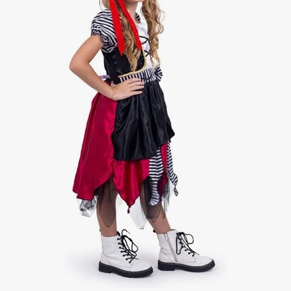 NWT Kids Pirate Costume - Black, Red, and White  size 4-6 - Picture 3 of 5